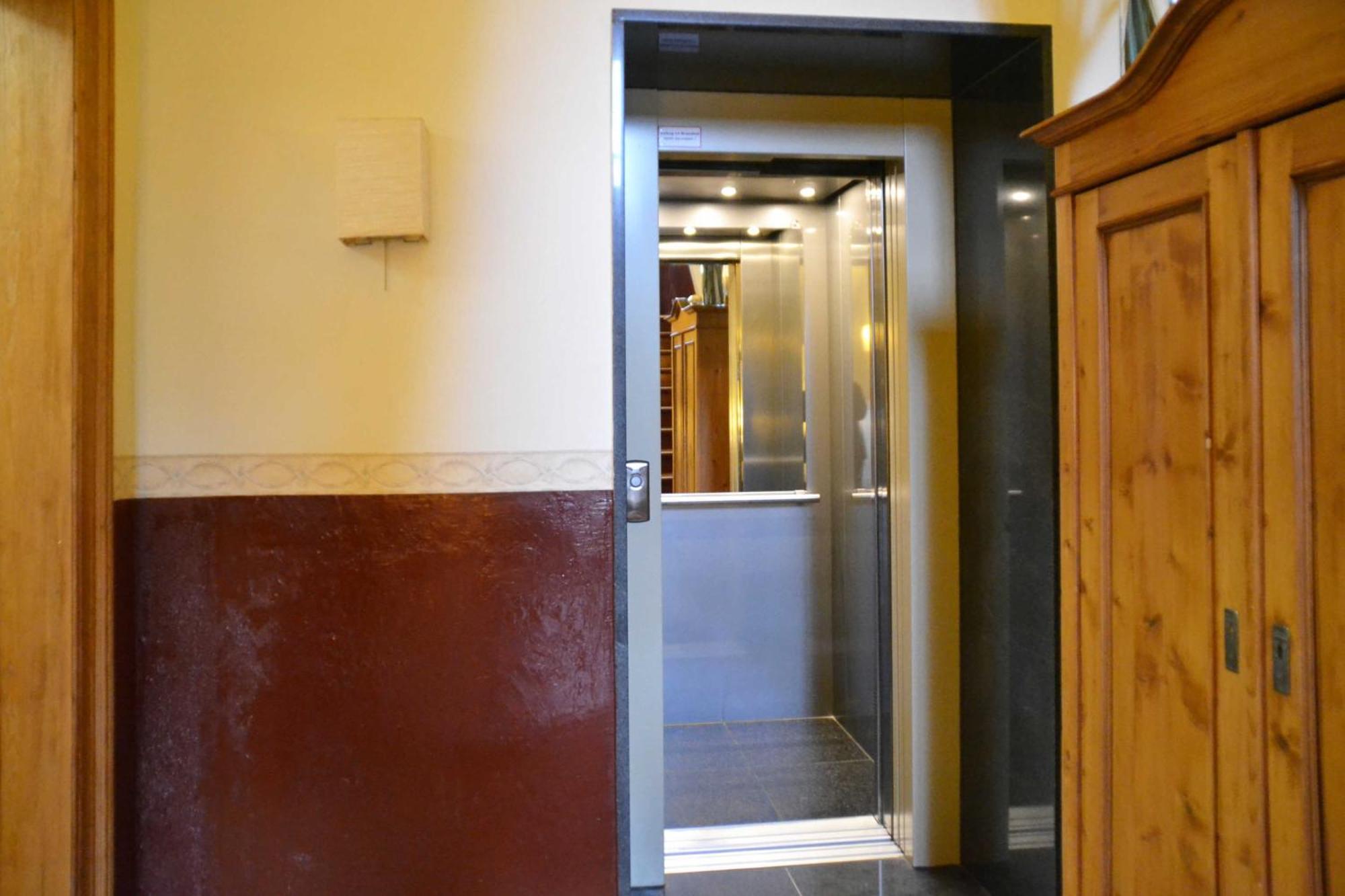 Hermann Hotel Bar Guben Exterior foto